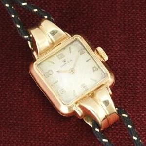 Rolex Fancy Double sepped Lug in 18k solid gold…. ★ファンシー ダブルステップドラグ★18金無垢  Code ban Ladies watch Ref.4405/Cal.200