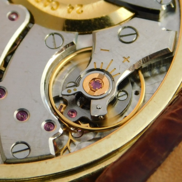 P I A G E T Ultra Slim “AUTOMATIC MICRO-ROTOR” 24K Solid