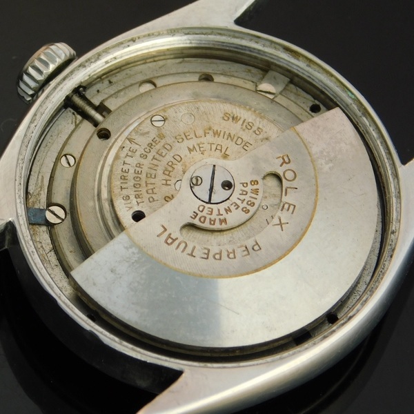 R O L E X Oyster Perpetual “SEMI-BUBBLEBACK” Honeycomb W