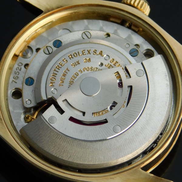 R O L E X OYSTER PERPETUAL COLLECTION “REEDED BEZEL” 14K
