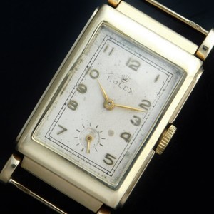 ★★★ ROLEX ★★★ 9k Solid gold w/Flexible Lug “REQUTANGULAR” Legendary 360 Caliber☆激激希少9金無垢フレキシブル可動式ラグ9金無垢★ロレック ス レクタンギュラー Ref. 2943★1936年頃製造.伝説キャリバー360