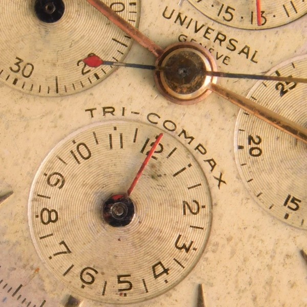 UNIVERSAL GENEVE Triple Calendar & MOONPHASE “TRI-COMPAX