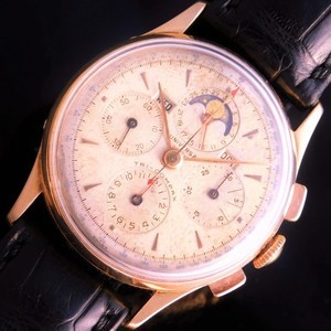 ★★★ UNIVERSAL GENEVE ★★★ Triple Calendar & MOONPHASE “TRI-COMPAX” Chronograph In 18K Rose Gold☆激激希少18金無垢ローズゴールド★ユニバーサル ジュネーブ トリコンパックス Ref.12266★名機481キャリ☆1950年代