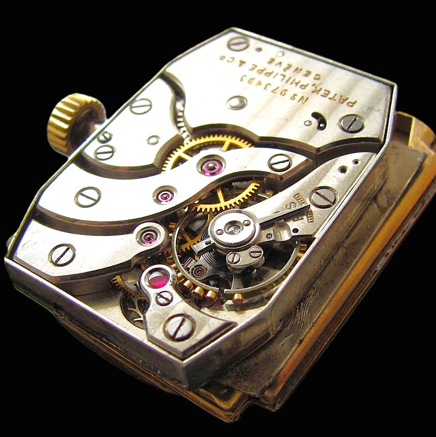 PATEK PHILIPPE HOODED RECTANGULAR 18K SOLID GOLD Ref.1438 Cal.9-90 18金無垢シャンパンゴールド フーデッド パテック フィリップのサムネイル