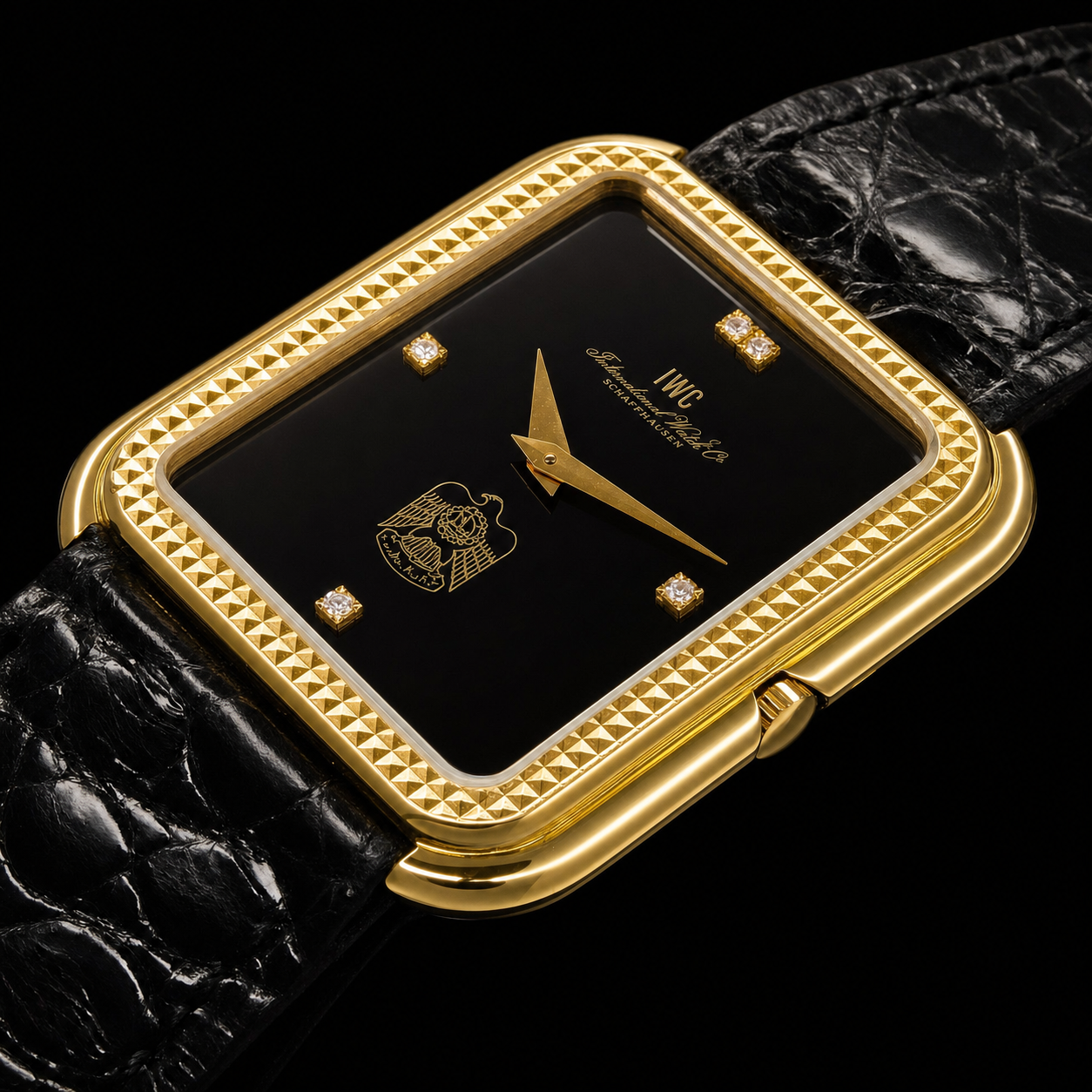 IWC International Watch Company Tank Onix black Diamonds UAE 18k Solid gold Clous de Paris guilloche Ref.2008 Cal.1852 / インターナショナルウオッチカンパニー 18金無垢クールドパリ ブラックオニキス UAE ダイヤモンド 文字盤 のサムネイル