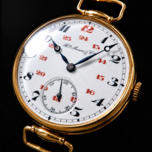 H.Moser & Cie Johann Heinrich Moser  Hunter Trench 9k Solid gold Case Circa 1920 ヨハン・ハインリッヒ・モーザ 9金無垢　ハンタートレンチケース 1920年頃　幻の逸品　H・モーザー　ポーセリング文字盤