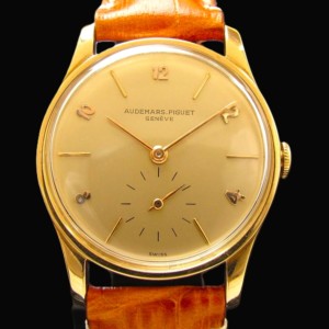 オーデマ・ピゲ入荷 18金無垢 ルクルト449ベース スモセコ名機Cal.499 35mm オーバーワイド Audemars Piguet
