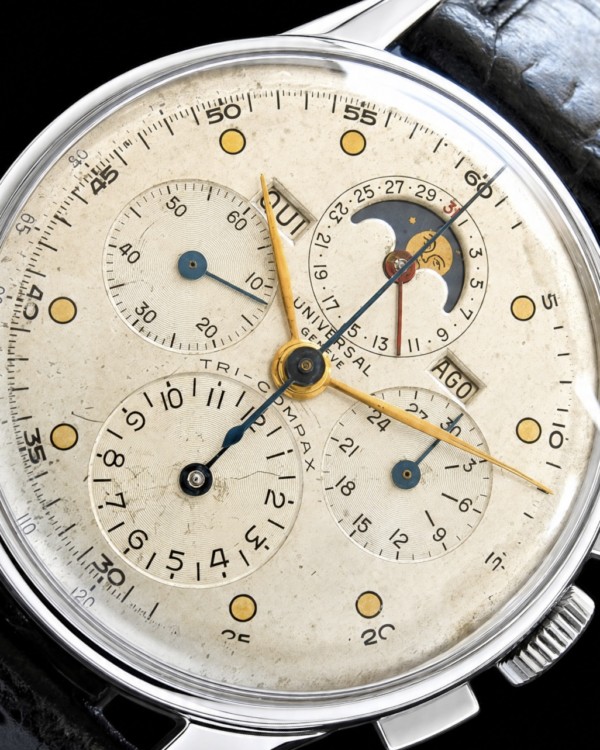 合計40 UNIVERSAL GENEVE TRI-COMPAX Ref.22258 Cal.481 Triple Calendar